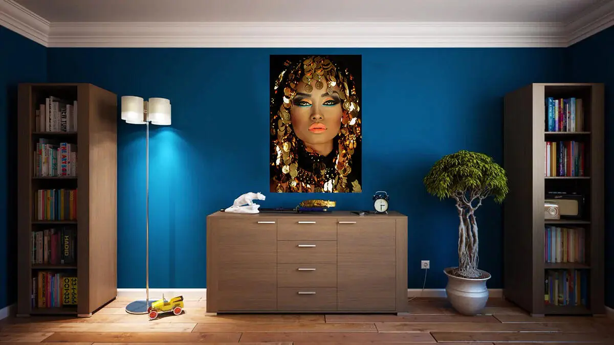 Glasschilderij vrouw woonkamer
